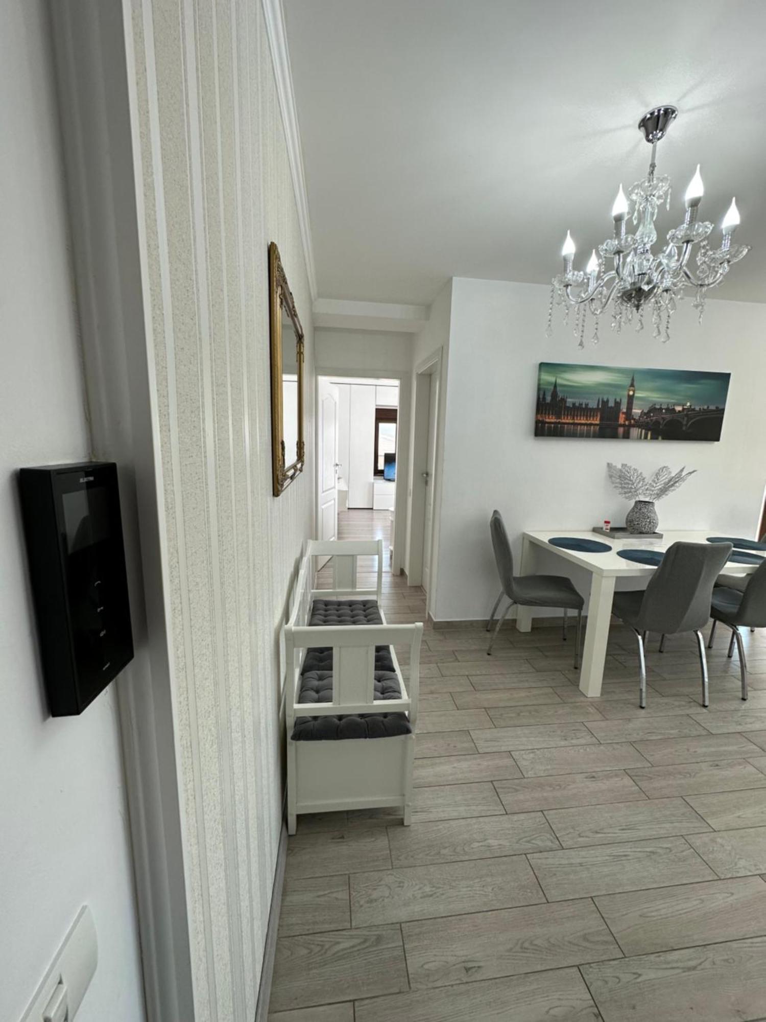 Venetia Apartament - Timisoara Apartment Bagian luar foto